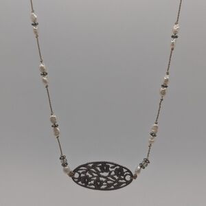 Gorgeous Vintage Sterling Silver Pearl Knotted Necklace.